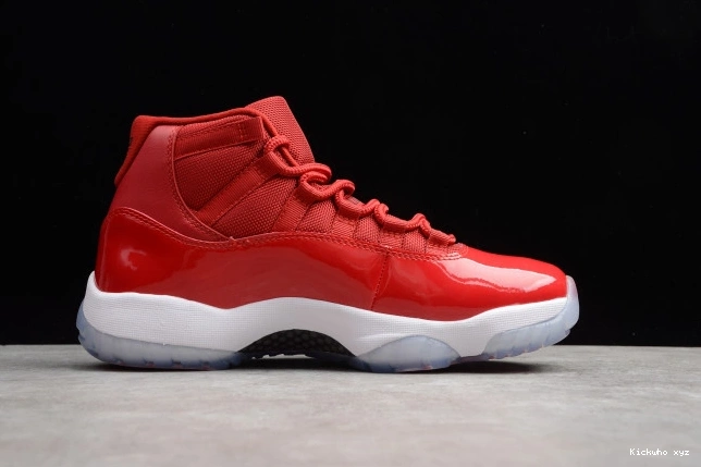 Red Air 11 RetroGym 378037-623 Jordan 0702